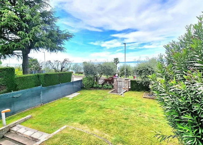 Soleil - Front Apartment